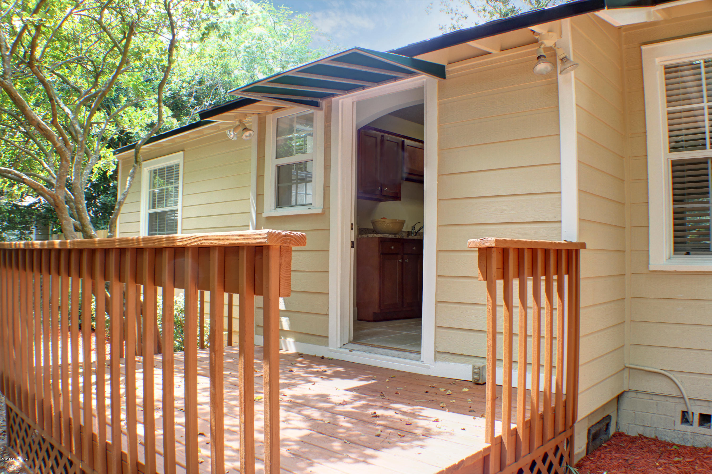 4435 Milam Road Jacksonville, FL 32210 - Photo 26 of 32 backporch