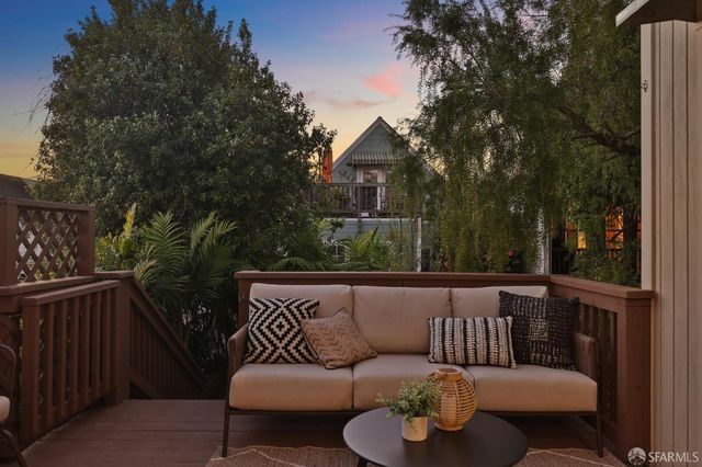 $2,630,400 | 304 Moultrie Street, San Francisco, CA 94110