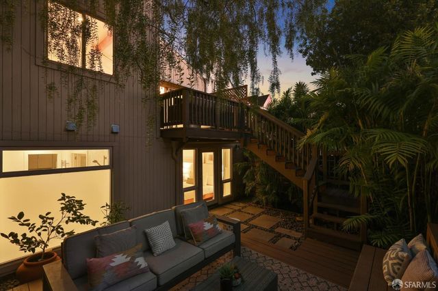 $2,630,400 | 304 Moultrie Street, San Francisco, CA 94110