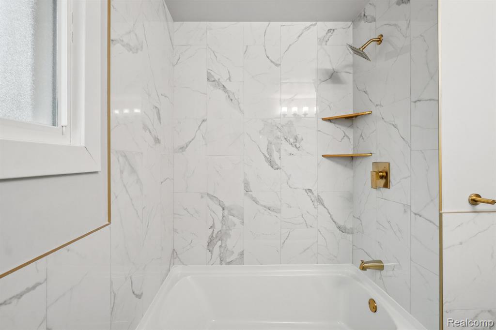 1156 Sycamore Drive Rochester, MI 48307 - Photo 11 of 35 Gallery Image 11