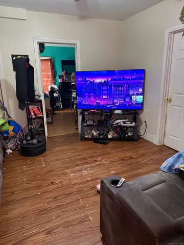 $339,000 | 36 Vine Street, Waterbury, CT 06704