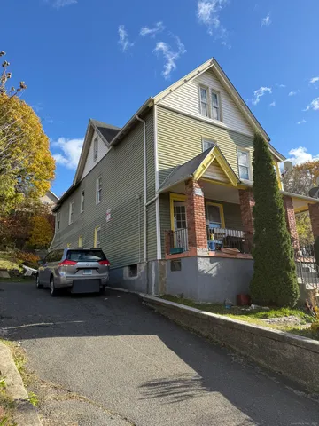 $339,000 | 36 Vine Street, Waterbury, CT 06704