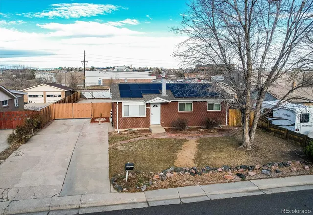 $565,000 | 5435 West 86th Avenue, Arvada, CO 80003