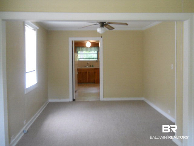 813 Douglas Avenue Brewton, AL 36426 - Photo 3 of 9 Dining Room