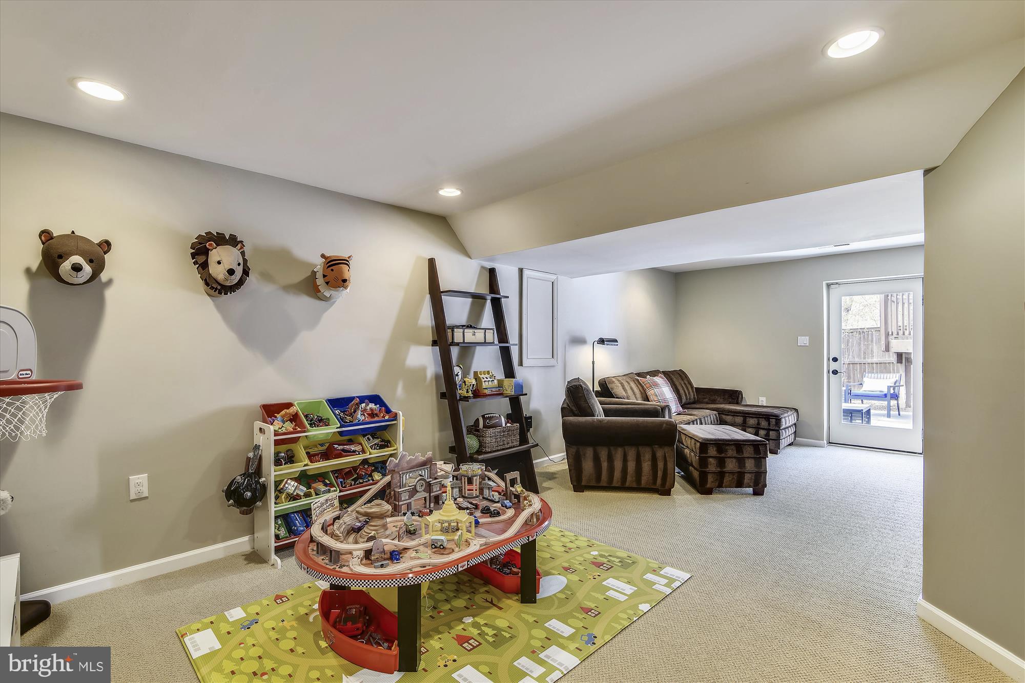 6520 Wheat Mill Way Centreville, VA 20121 - Photo 58 of 79