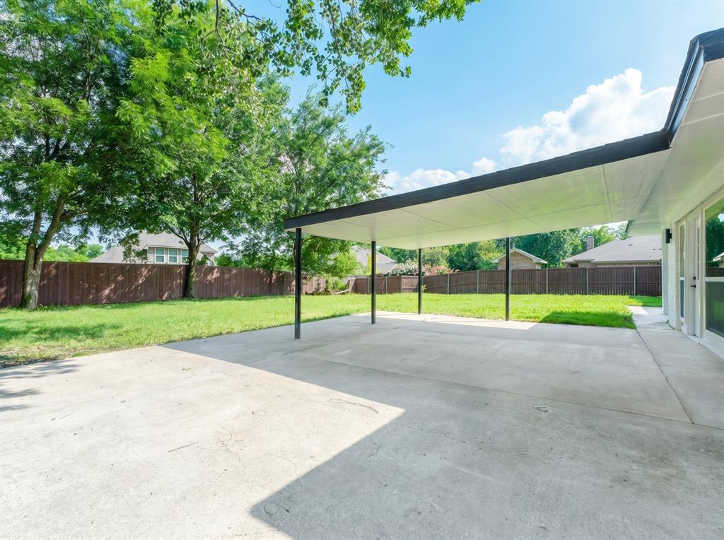925 Lake North Road Rowlett, TX 75089 - Photo 12 of 39