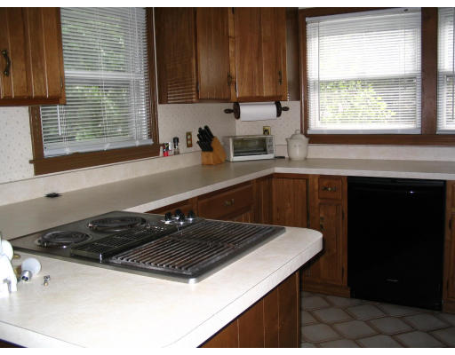 182 Shaker Road Westfield, MA 01085 - Photo 8 of 12 Gallery Image 8