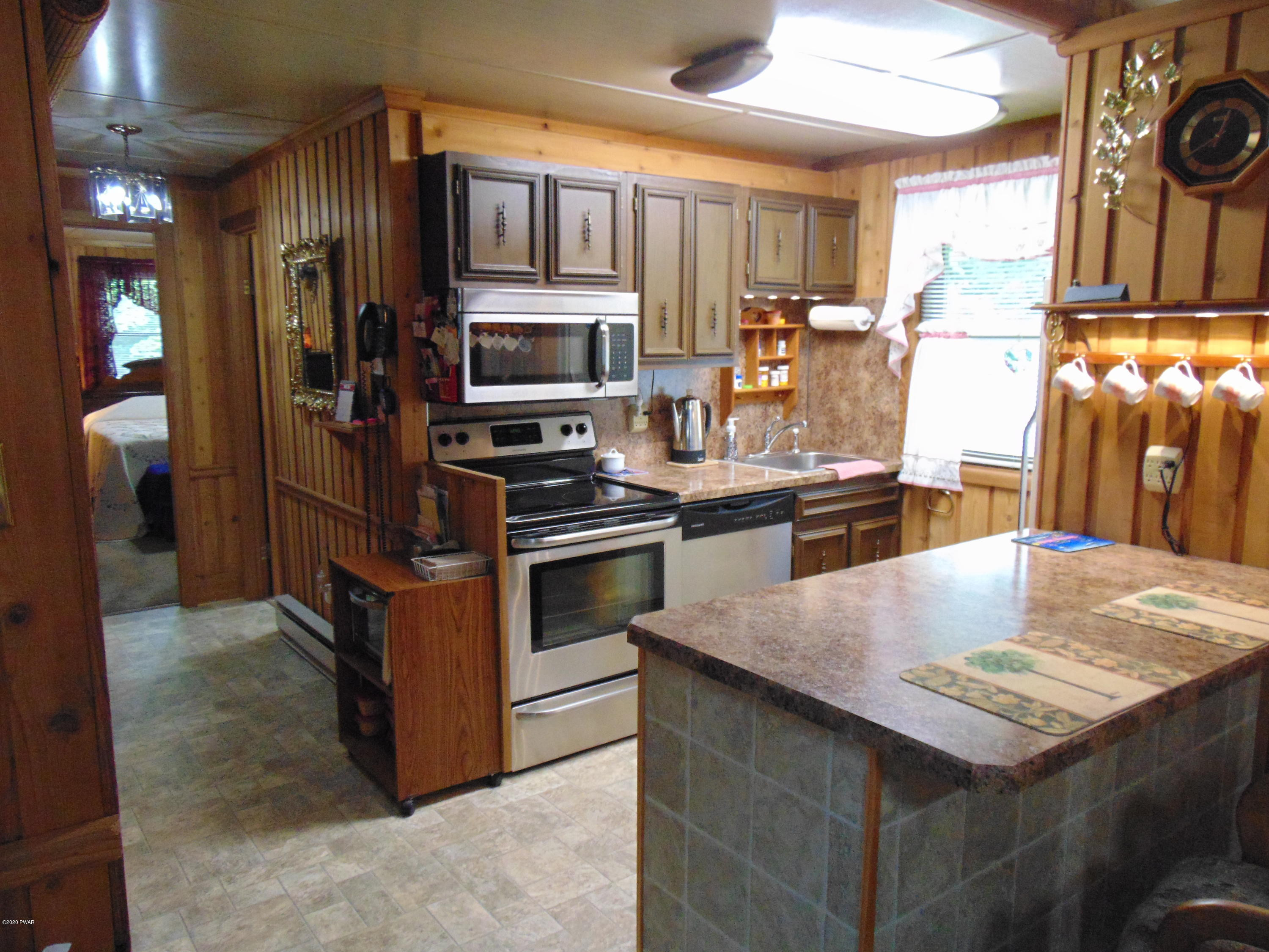 66 Hibernation Road Lake Ariel, PA 18436 - Photo 16 of 25