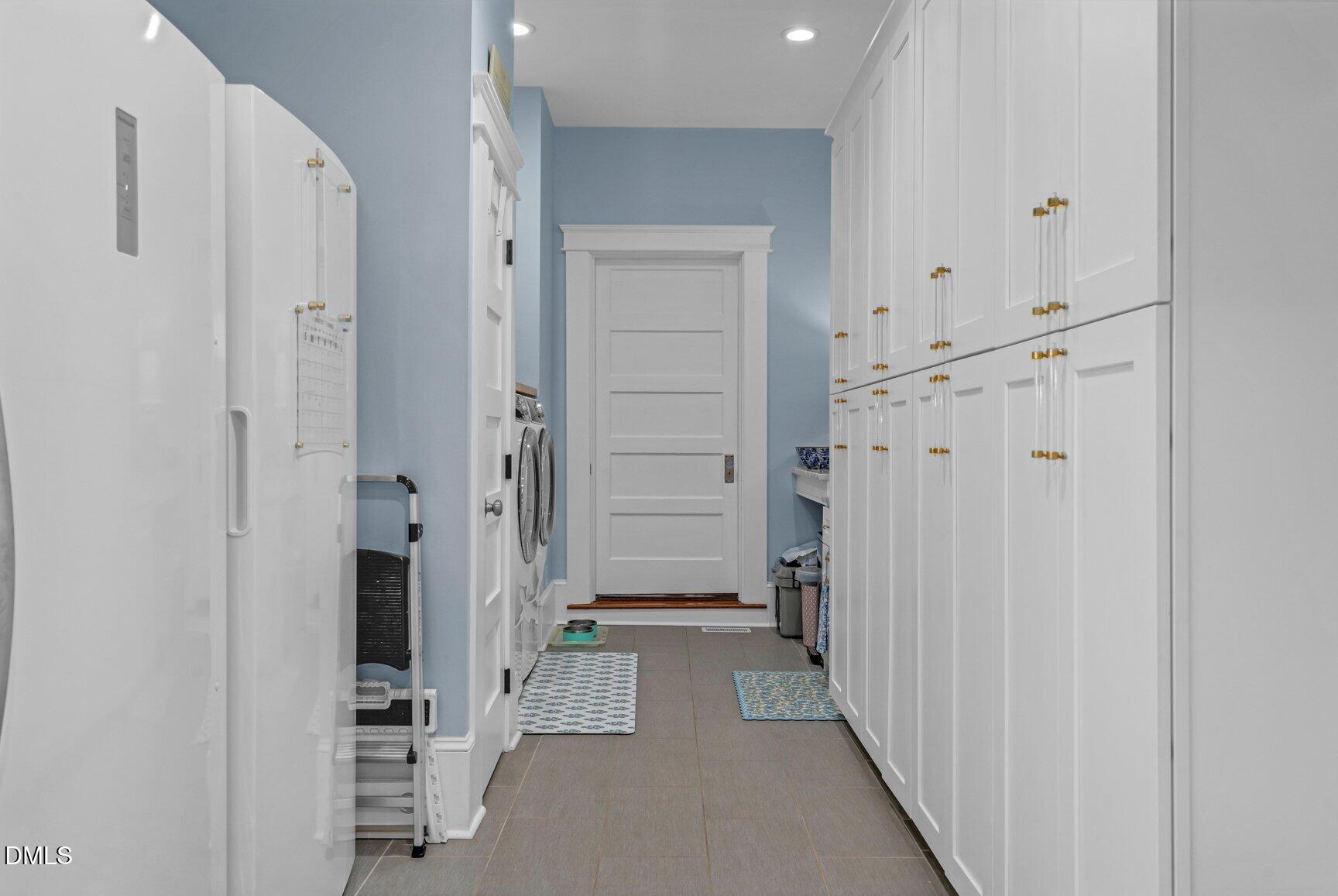 1109 North Main Street Tarboro, NC 27886 - Photo 28 of 90 a view of a bathroom with closet area
