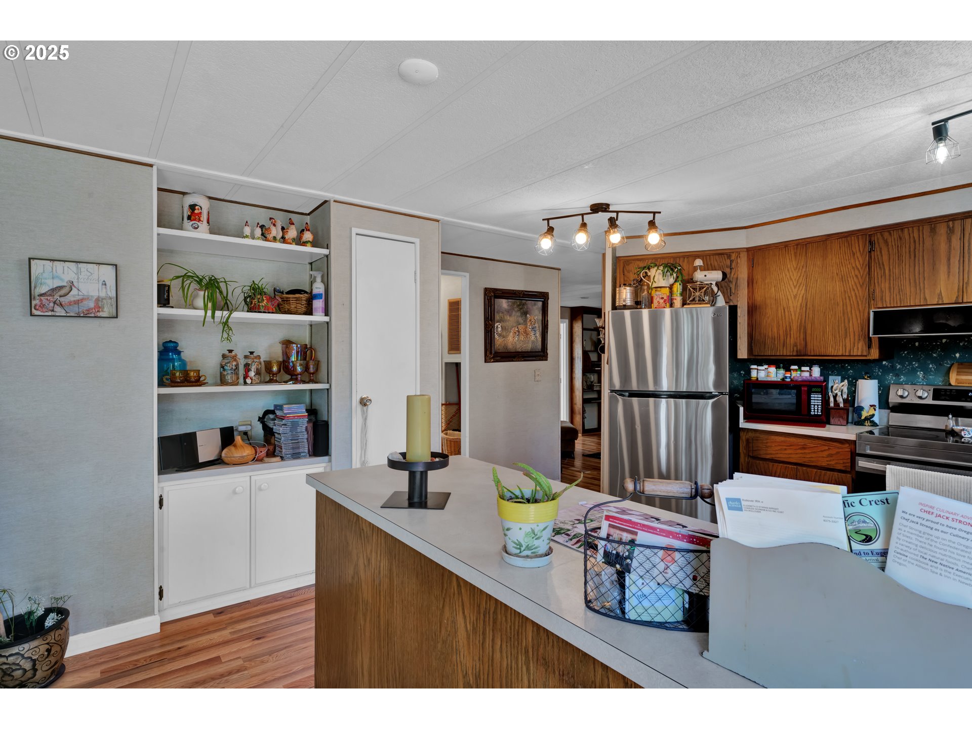 433 Myeena Loop Florence, OR 97439 - Photo 10 of 36