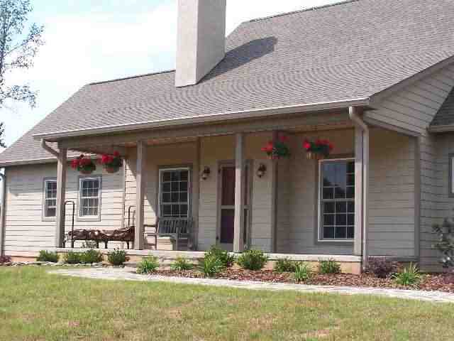 610 Bracken Hill Road Cameron, NC 28326 - Photo 1 of 9 Primary Photo