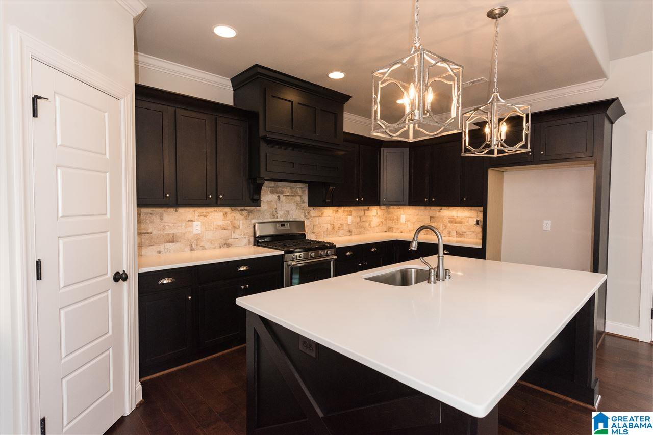 600 Kirkwall Lane Pelham, AL 35124 - Photo 14 of 48