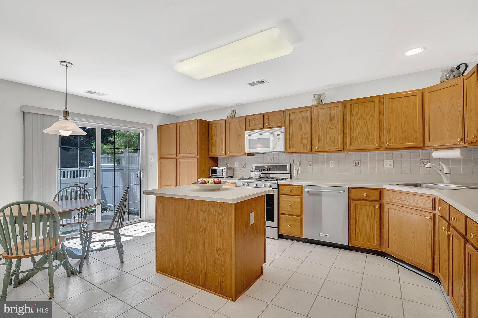 157 Coburn Road Pennington, NJ 08534 - Photo 16 of 35 Kitchen