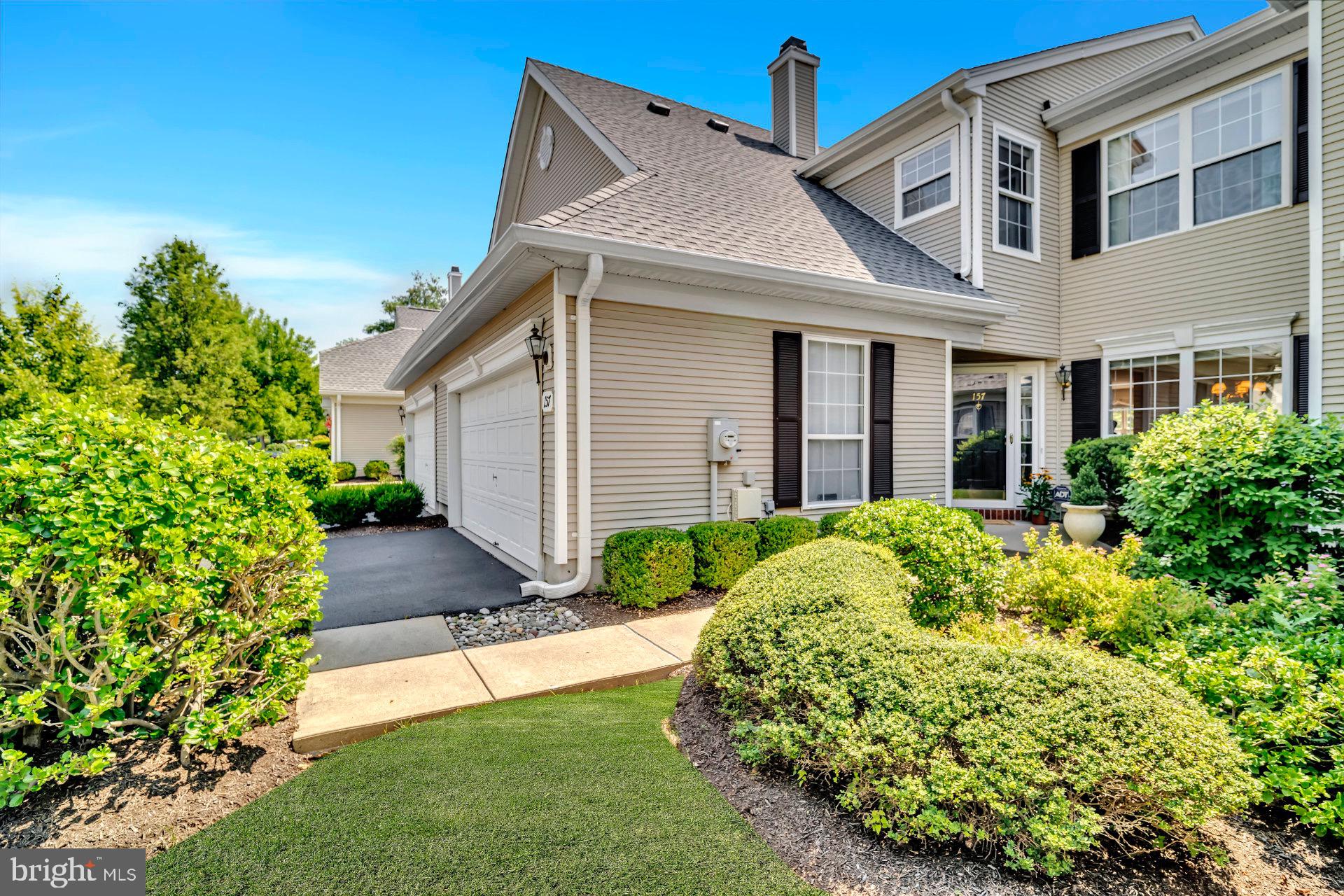157 Coburn Road Pennington, NJ 08534 - Photo 3 of 35 Gallery Image 3