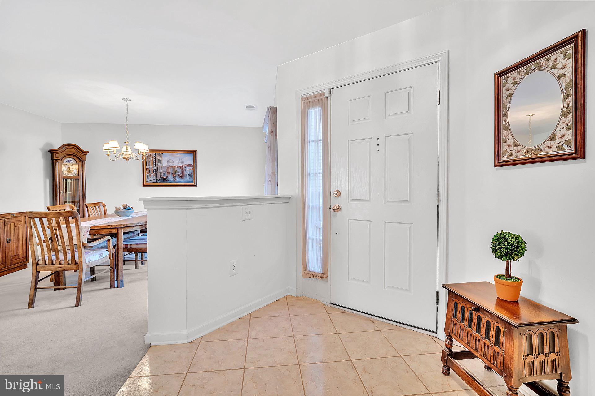 157 Coburn Road Pennington, NJ 08534 - Photo 7 of 35 Foyer
