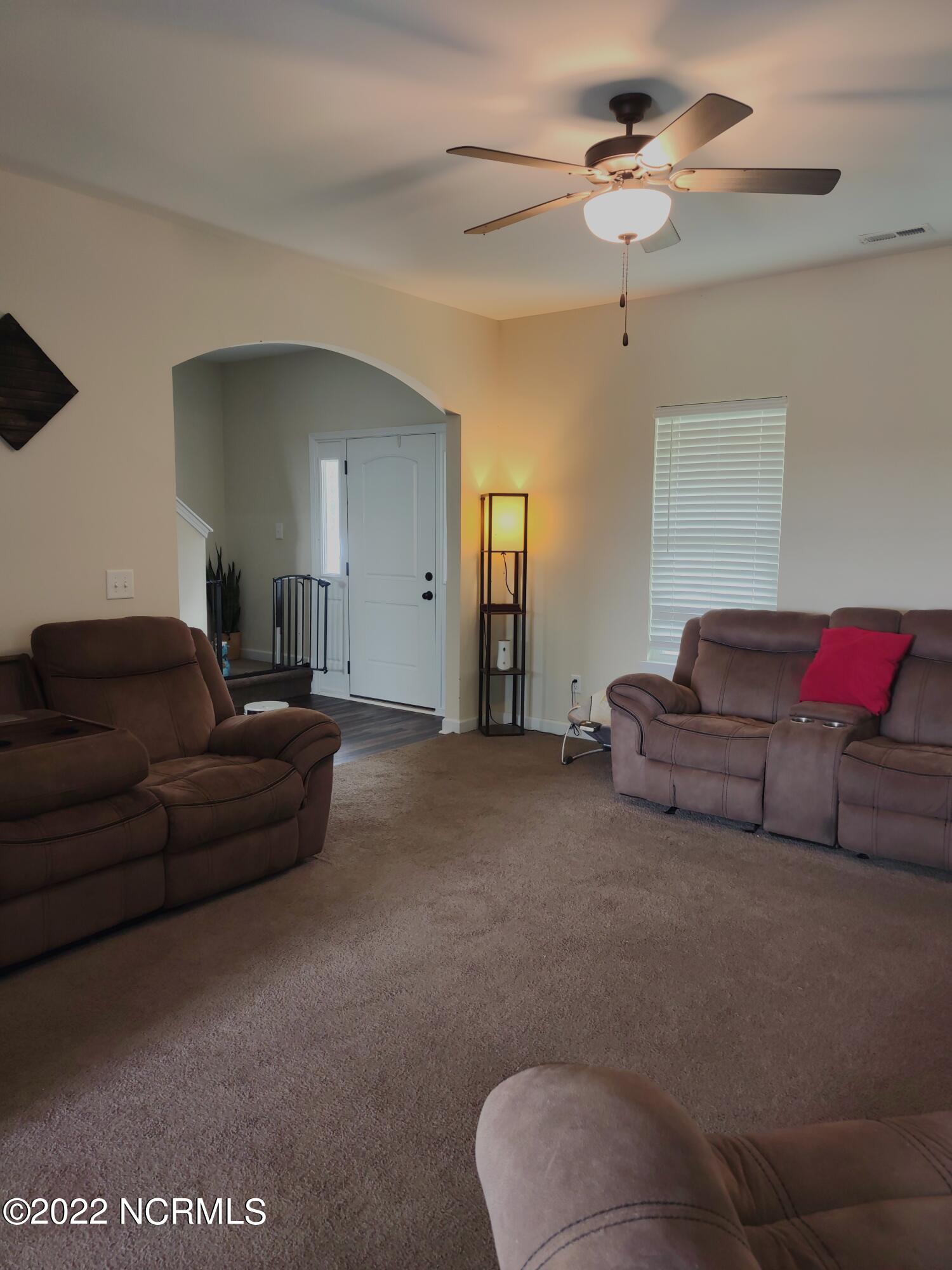 802 Five Mile Road Richlands, NC 28574 - Photo 13 of 95 Five GGG
