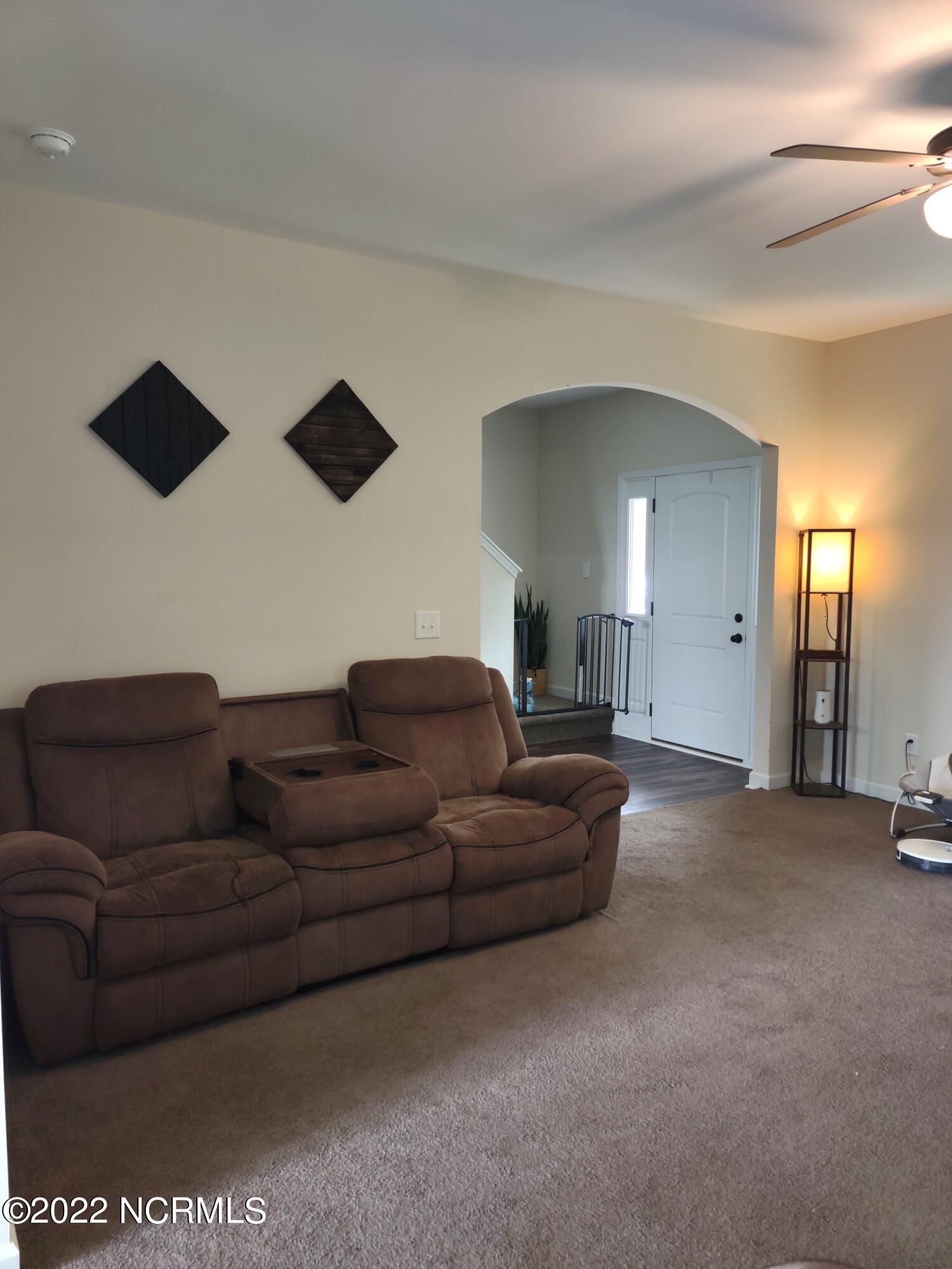 802 Five Mile Road Richlands, NC 28574 - Photo 14 of 95 Five EEE