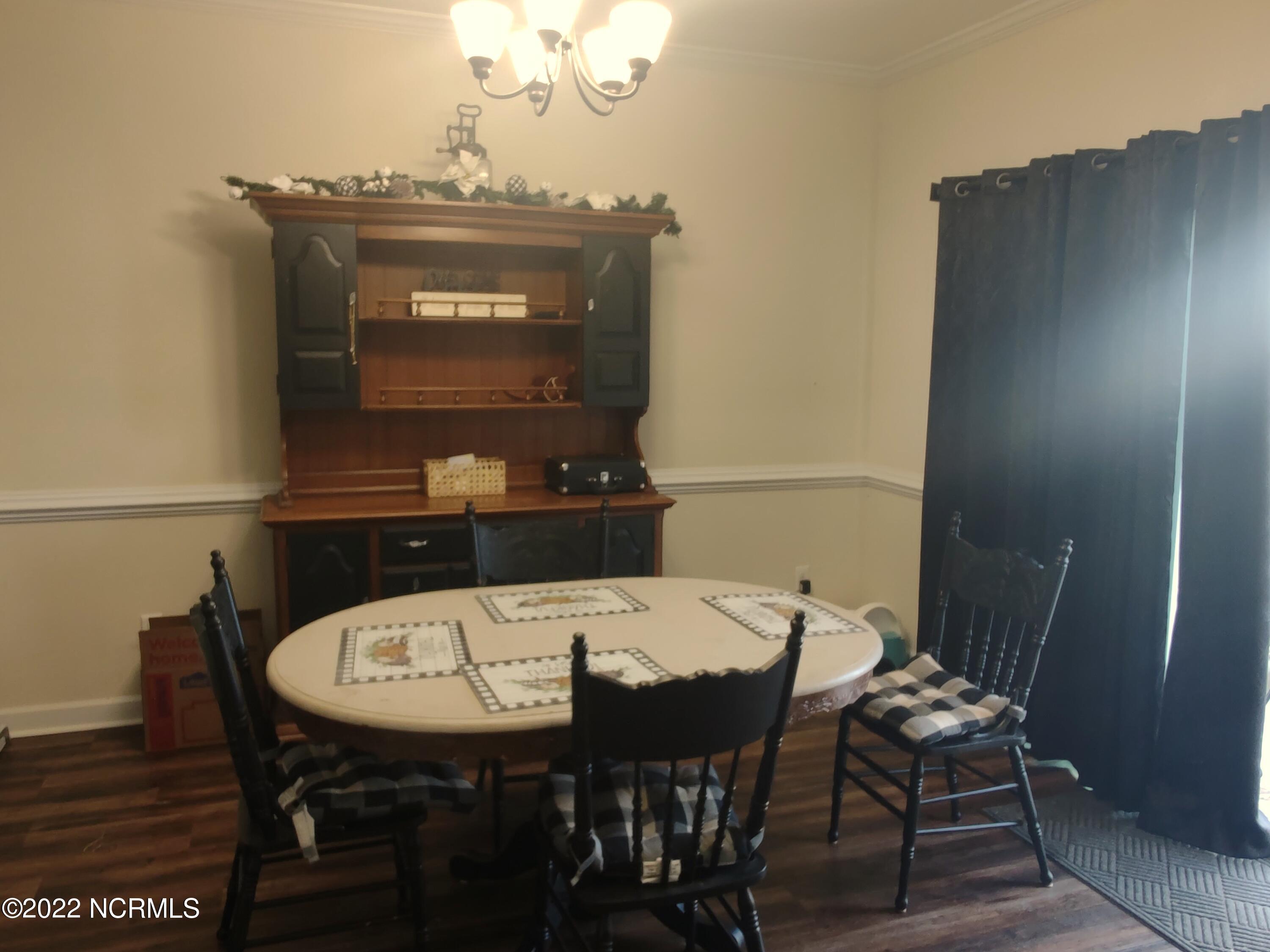 802 Five Mile Road Richlands, NC 28574 - Photo 31 of 95 802 Photo 14