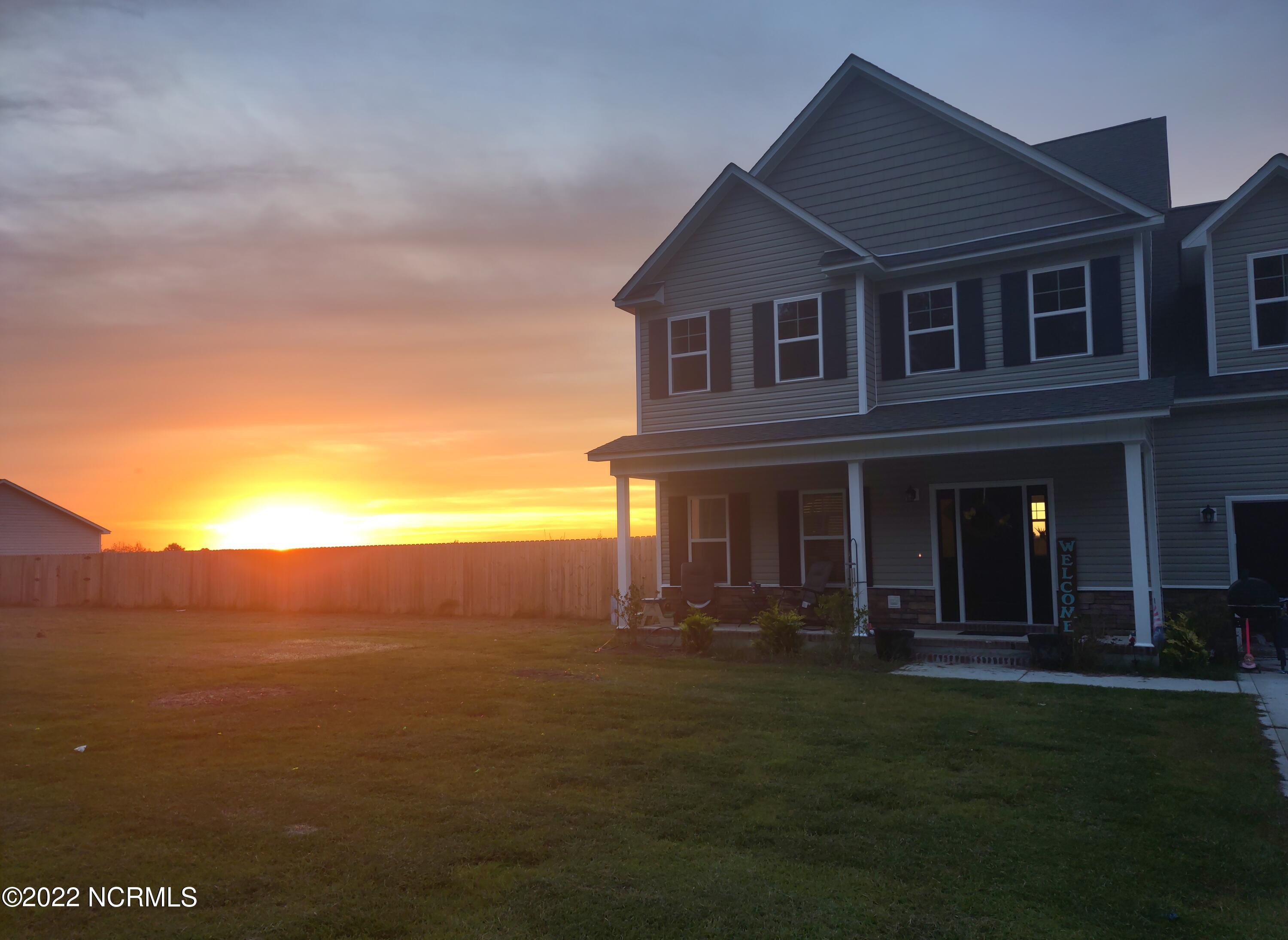 802 Five Mile Road Richlands, NC 28574 - Photo 5 of 95 802 Photo 81