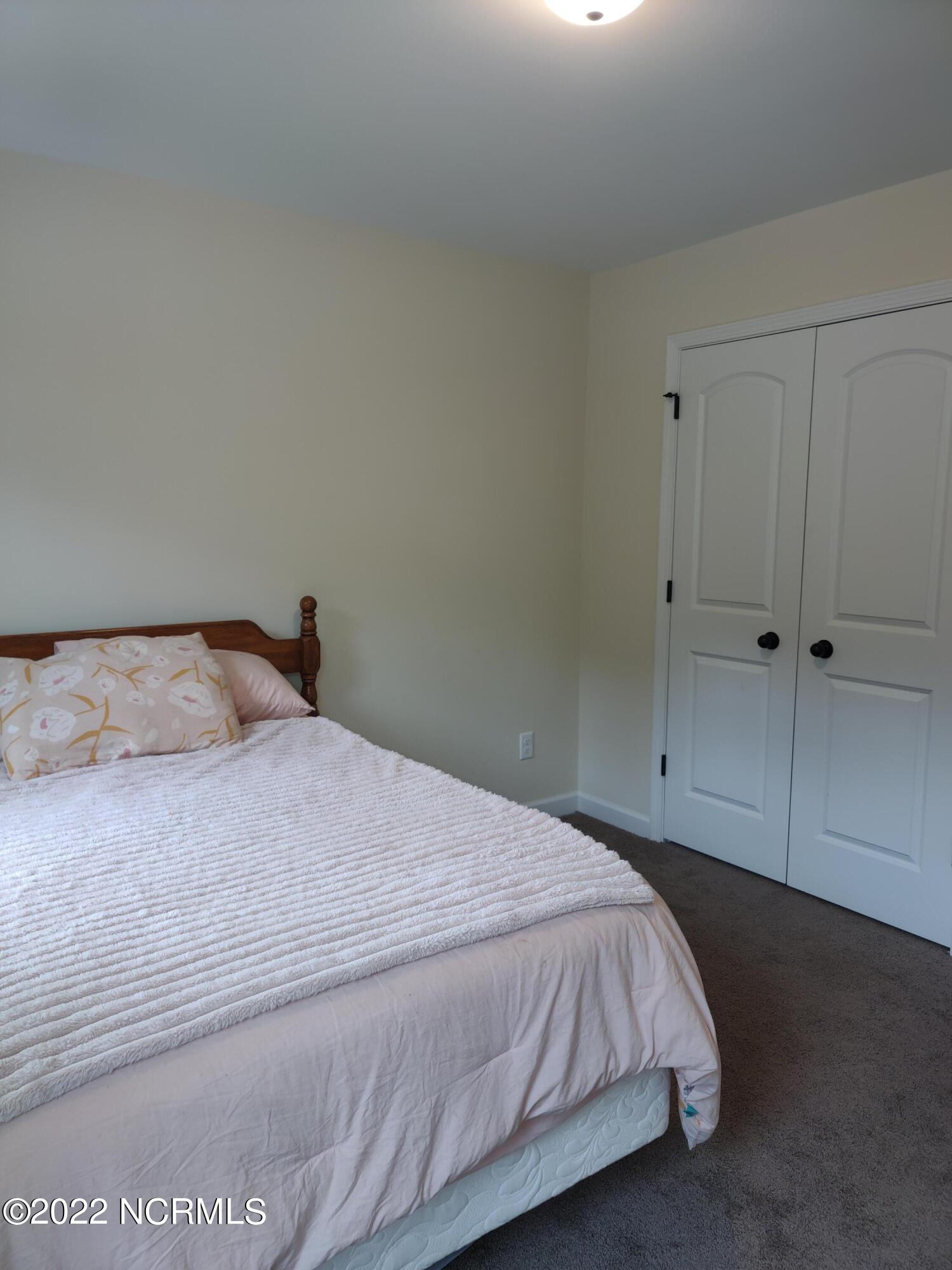 802 Five Mile Road Richlands, NC 28574 - Photo 67 of 95 Five N