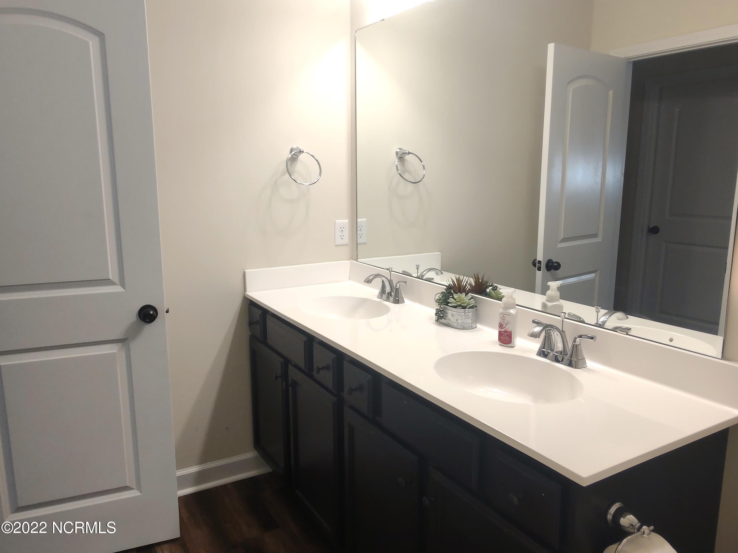 802 Five Mile Road Richlands, NC 28574 - Photo 77 of 95 802 Photo 46
