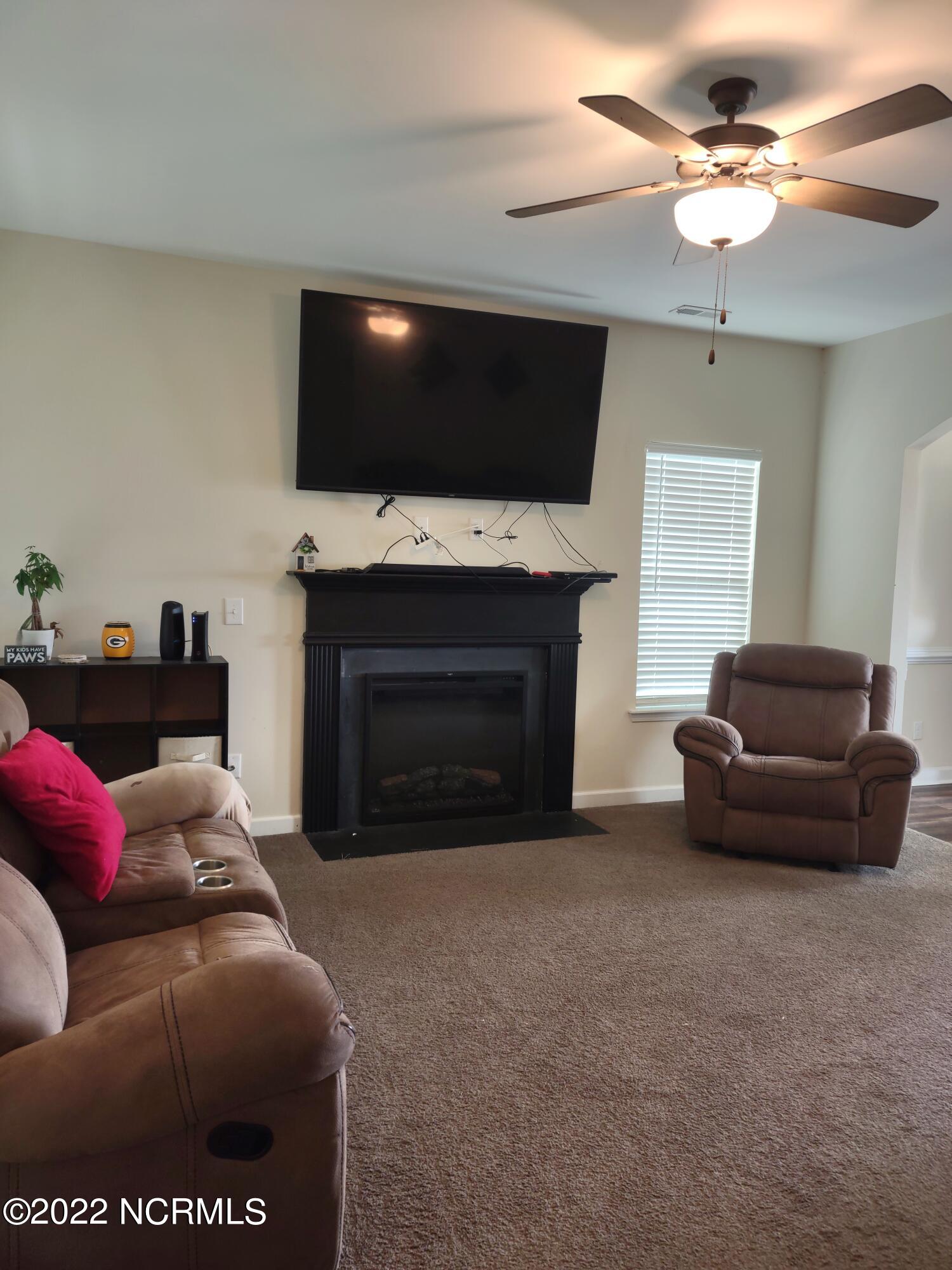 802 Five Mile Road Richlands, NC 28574 - Photo 10 of 95 Five HHH