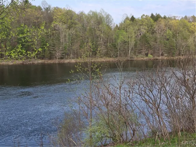 $169,900 | 187 Millard Bassett Road, Granby, NY 13069