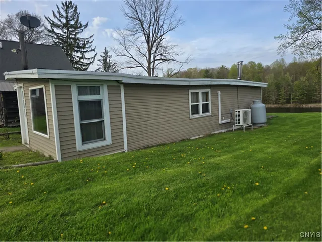 $169,900 | 187 Millard Bassett Road, Granby, NY 13069