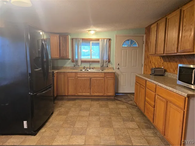 $169,900 | 187 Millard Bassett Road, Granby, NY 13069