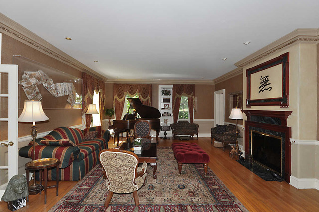 1660 Sunset Ridge Road Northbrook, IL 60062 - Photo 8 of 25