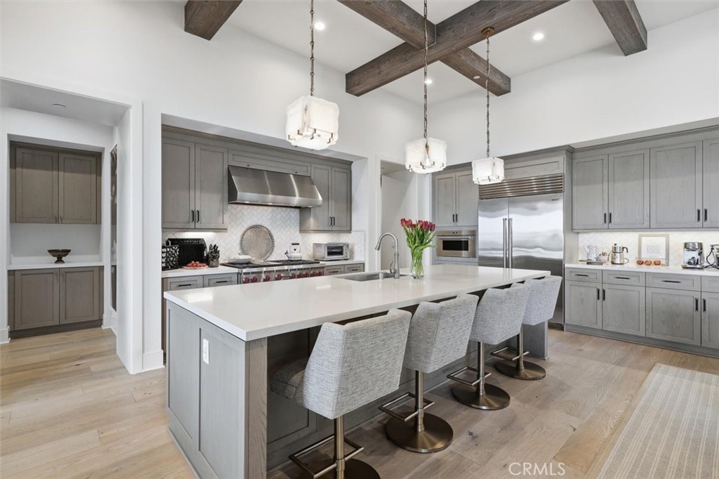 23 Phillips Ranch Road Rolling Hills Estates, CA 90274 - Photo 11 of 47 23 Phillips Ranch Road