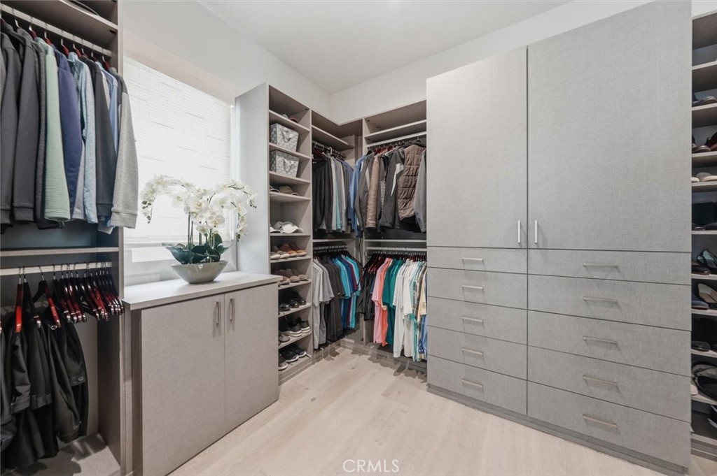 23 Phillips Ranch Road Rolling Hills Estates, CA 90274 - Photo 22 of 47 Primary closet