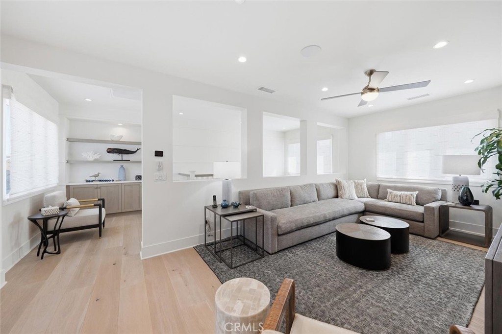 23 Phillips Ranch Road Rolling Hills Estates, CA 90274 - Photo 27 of 47 Upstairs bonus room