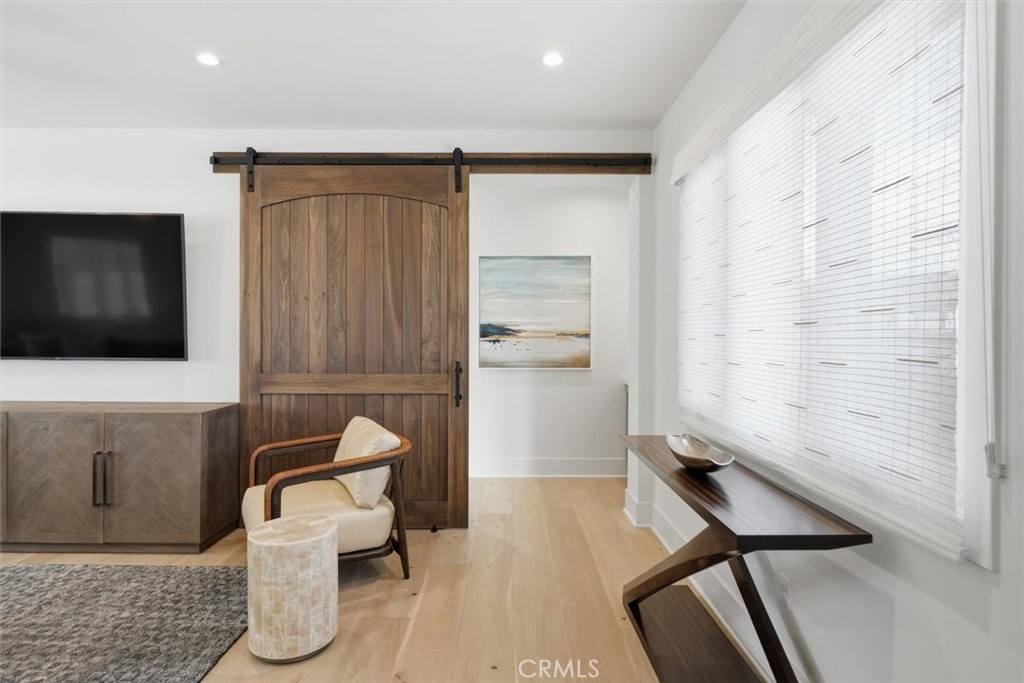 23 Phillips Ranch Road Rolling Hills Estates, CA 90274 - Photo 28 of 47 23 Phillips Ranch Road upstairs