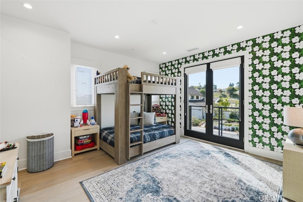 23 Phillips Ranch Road Rolling Hills Estates, CA 90274 - Photo 30 of 47 Bedroom 3 upstairs