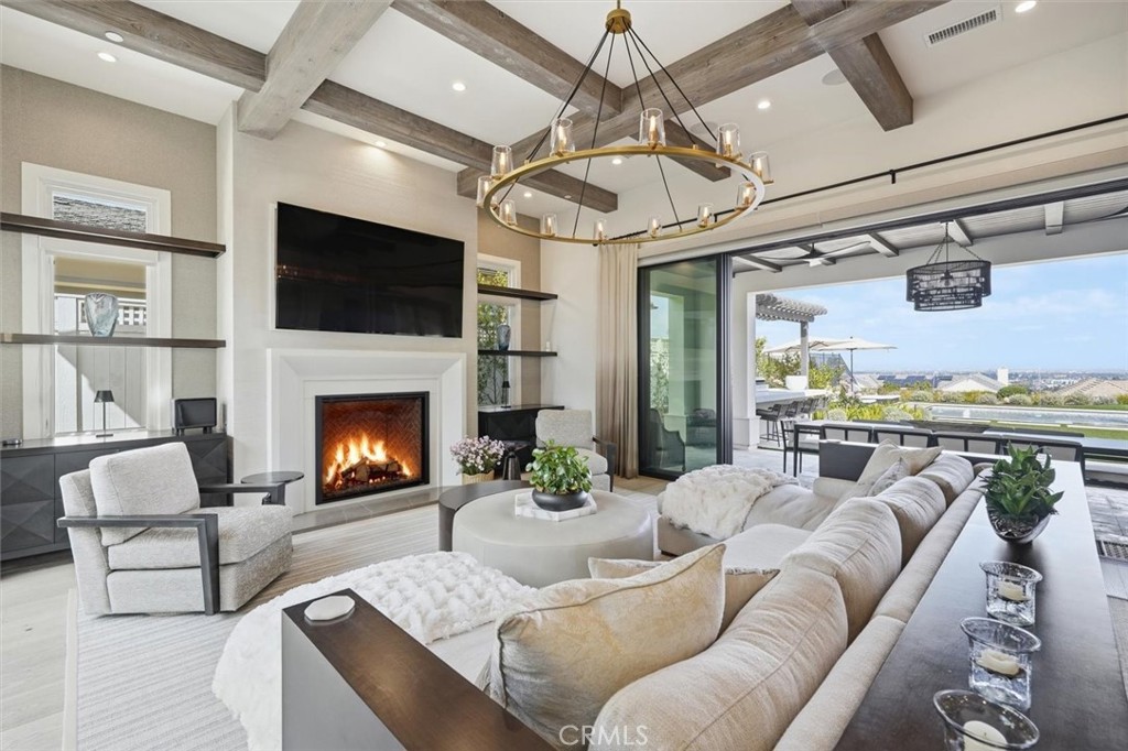 23 Phillips Ranch Road Rolling Hills Estates, CA 90274 - Photo 8 of 47 23 Phillips Ranch Road