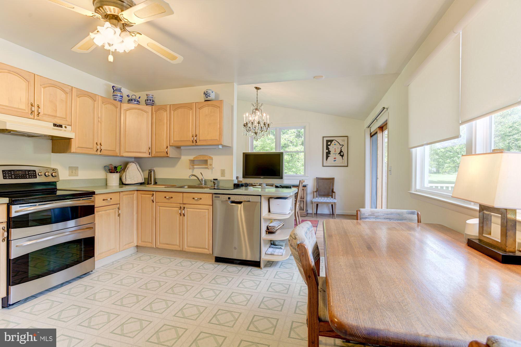 12725 Manor Road Glen Arm, MD 21057 - Photo 11 of 45 Eat-in Kitchen
