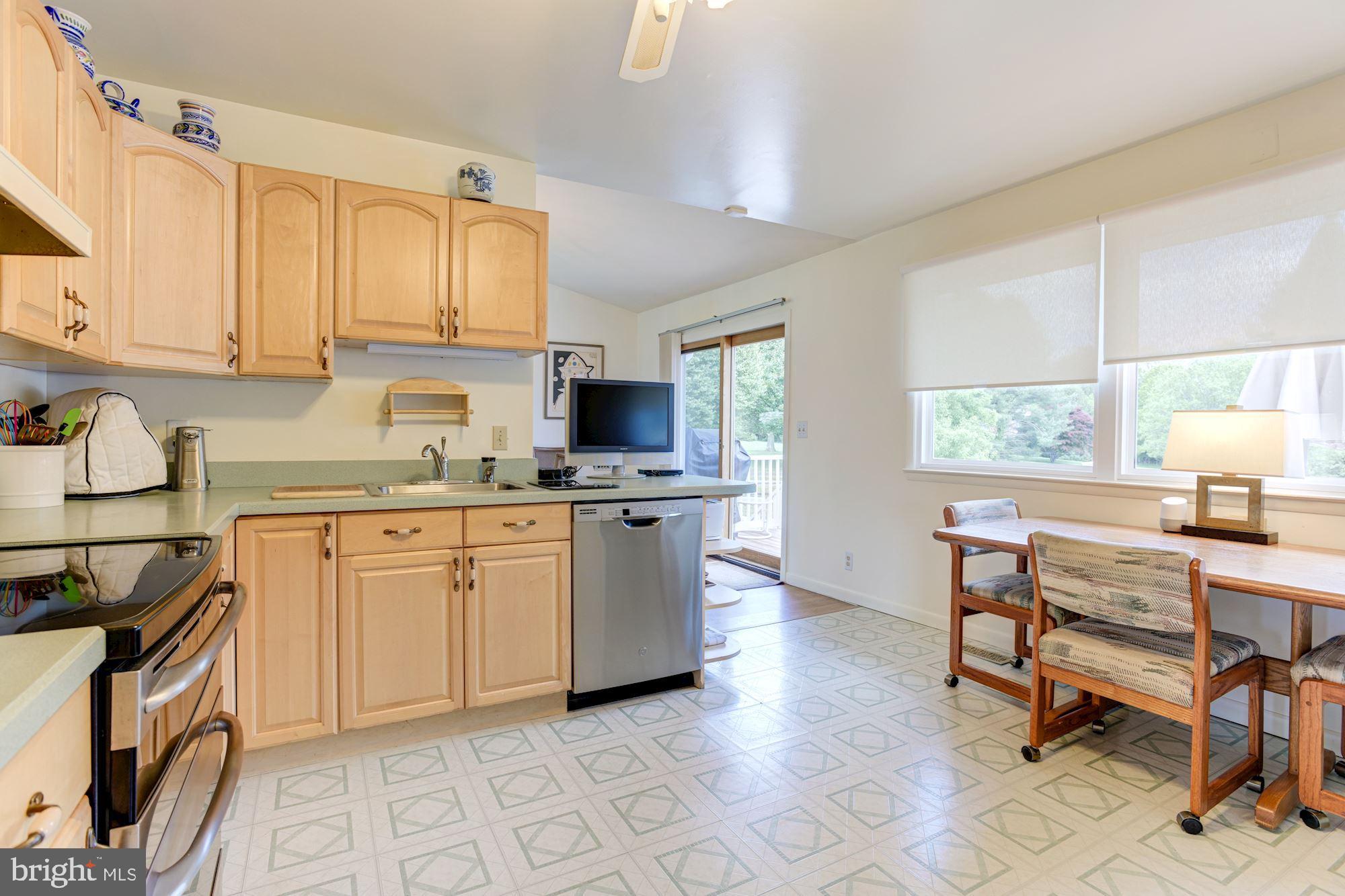 12725 Manor Road Glen Arm, MD 21057 - Photo 13 of 45 Eat-in Kitchen