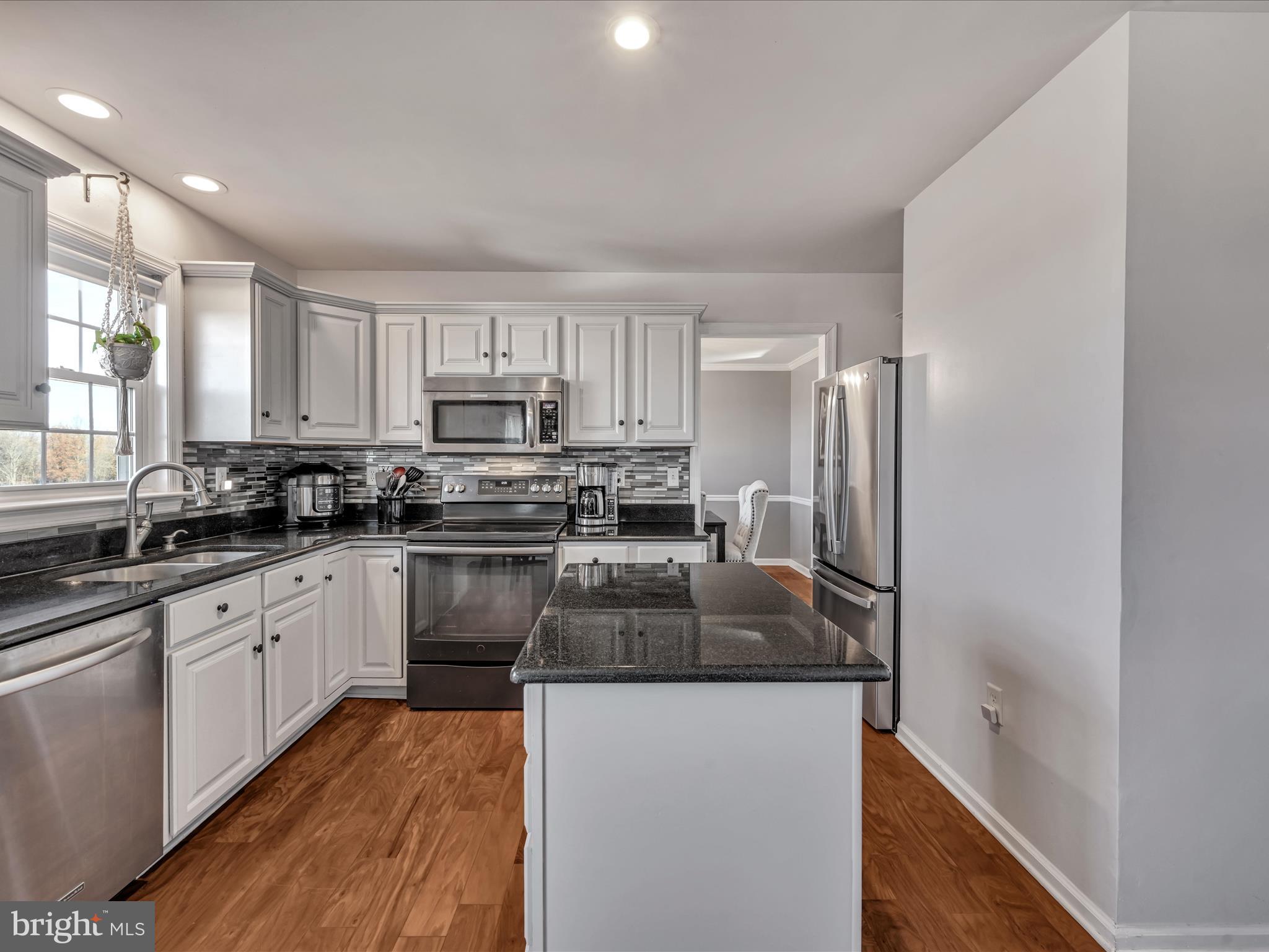 1509 Ridge Road Elizabethtown, PA 17022 - Photo 12 of 39 Kitchen