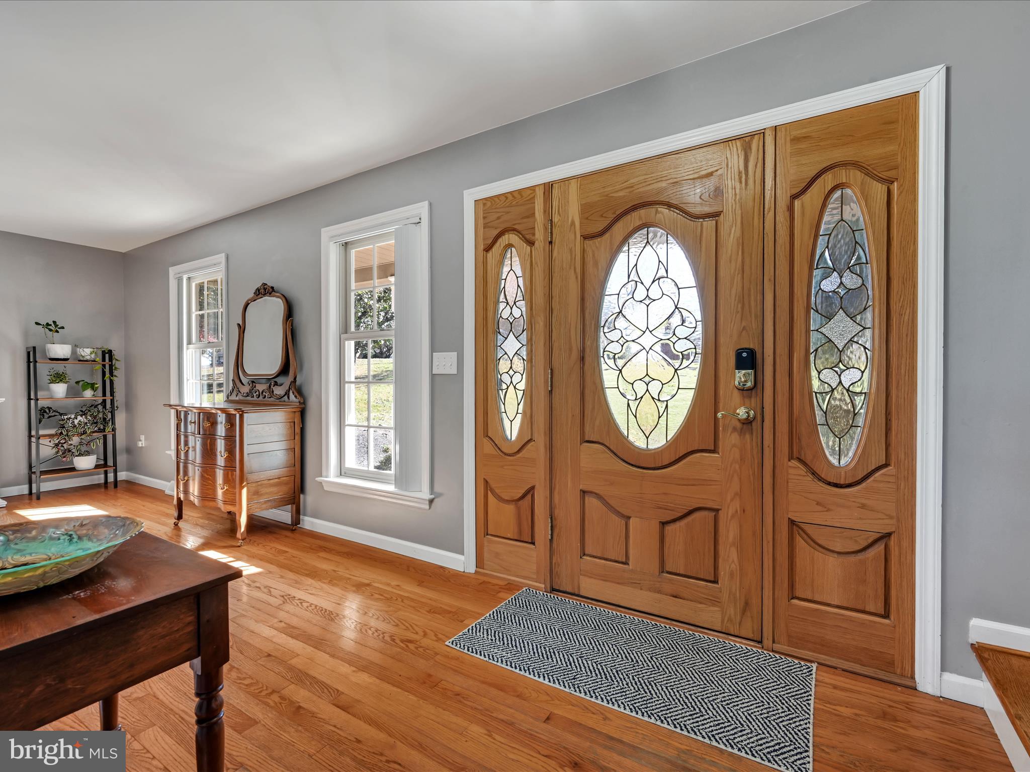 1509 Ridge Road Elizabethtown, PA 17022 - Photo 4 of 39 Foyer