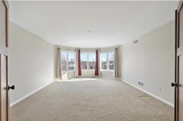 $4,700 | 12424 Princeton Avenue, Eden Prairie, MN 55347