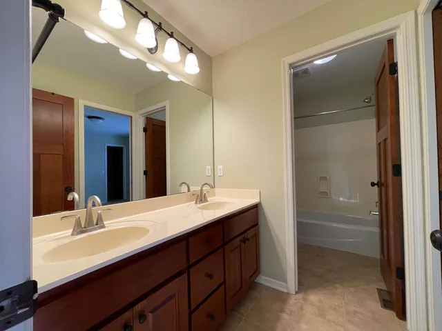 $4,500 | 12424 Princeton Avenue, Eden Prairie, MN 55347