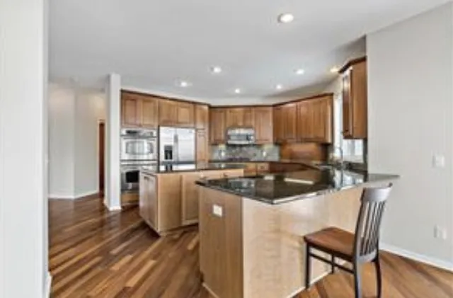 $4,700 | 12424 Princeton Avenue, Eden Prairie, MN 55347