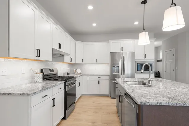 $449,850 | 1103 Seurer Street, Elko New Market, MN 55054