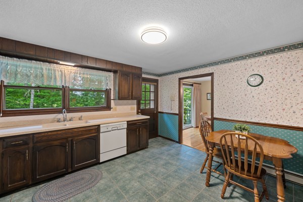 15 Hastings Road Spencer, MA 01562 - Photo 13 of 39