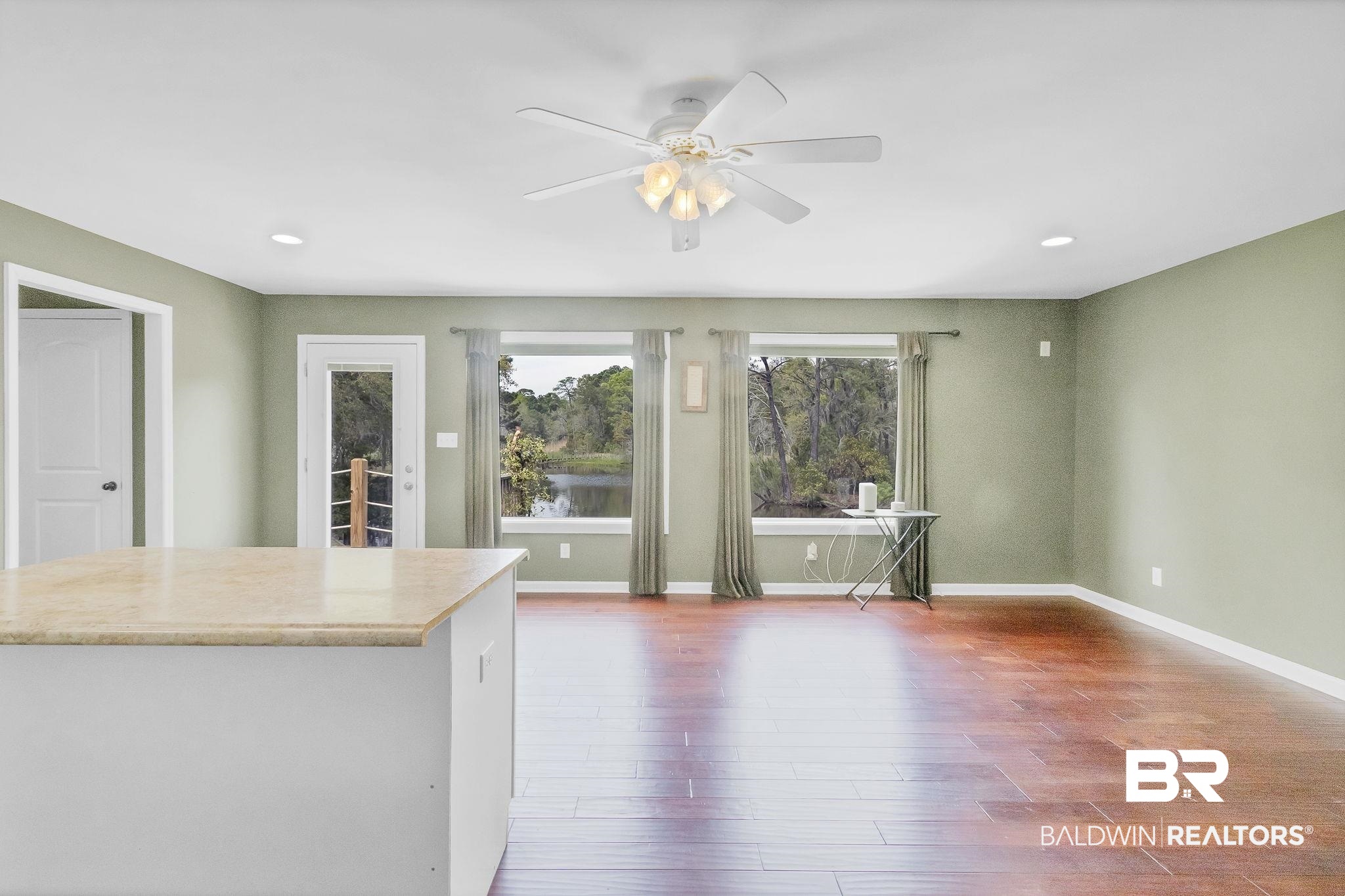 2901 Alston Court Mobile, AL 36605 - Photo 39 of 59 Living Room