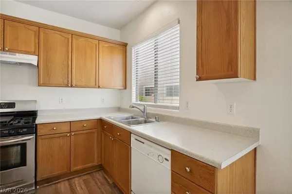 $1,850 | 5433 Overlook Valley Street, North Las Vegas, NV 89081