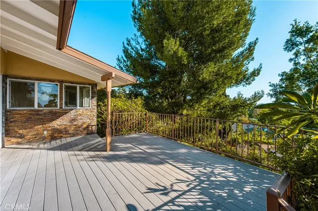 $6,500 | 12871 Via Aventura, North Tustin, CA 92705