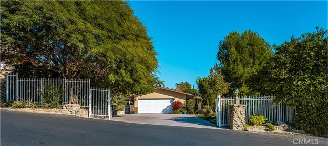 $6,500 | 12871 Via Aventura, North Tustin, CA 92705