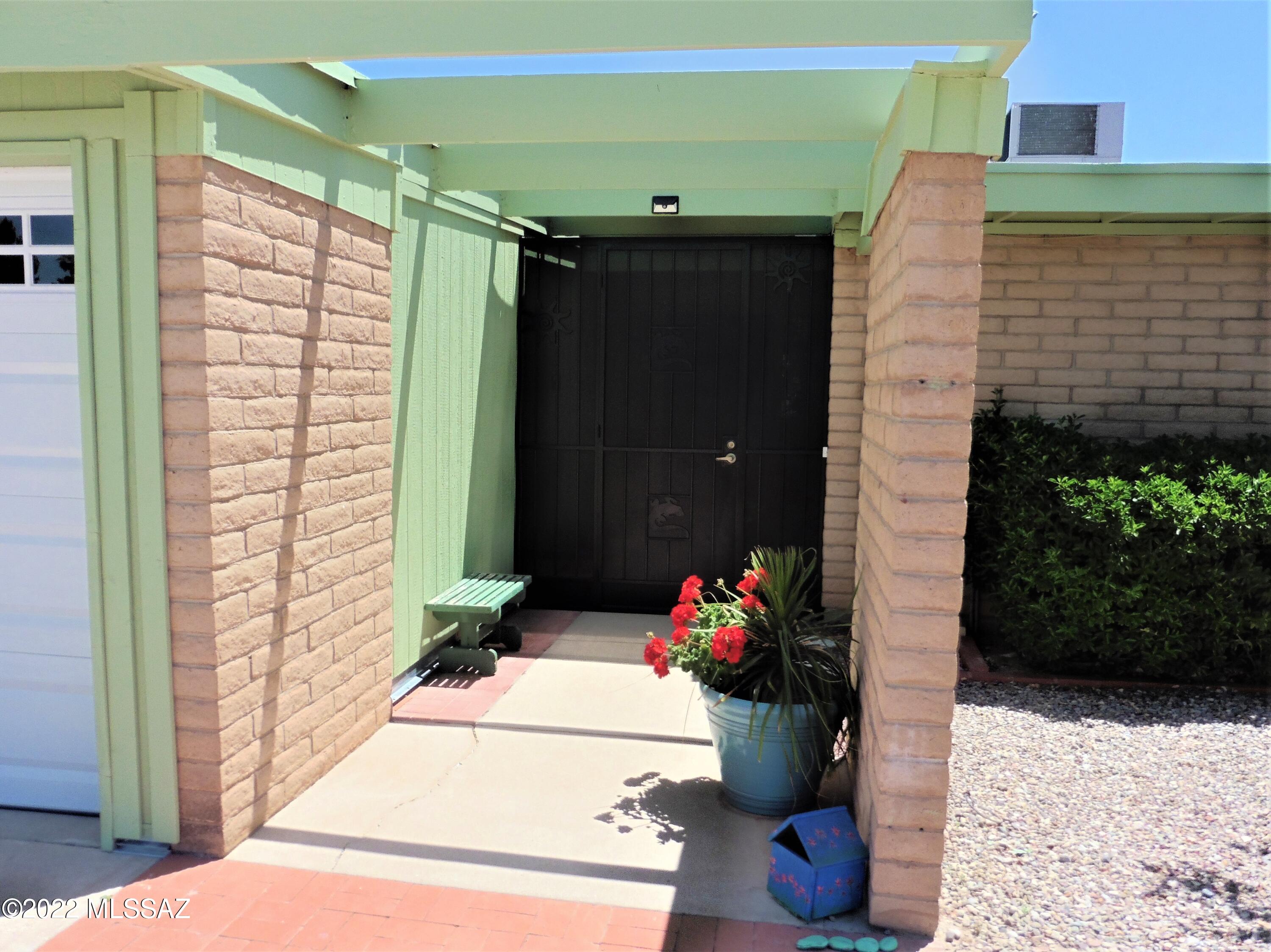 481 West Rio-Altar Green Valley, AZ 85614 - Photo 3 of 21 Gallery Image 3